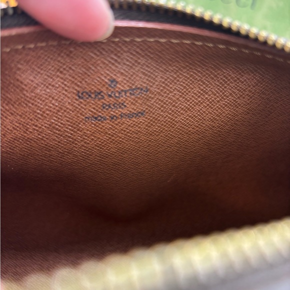 Louis Vuitton Vintage Papillon 26 - Picture 3 of 9